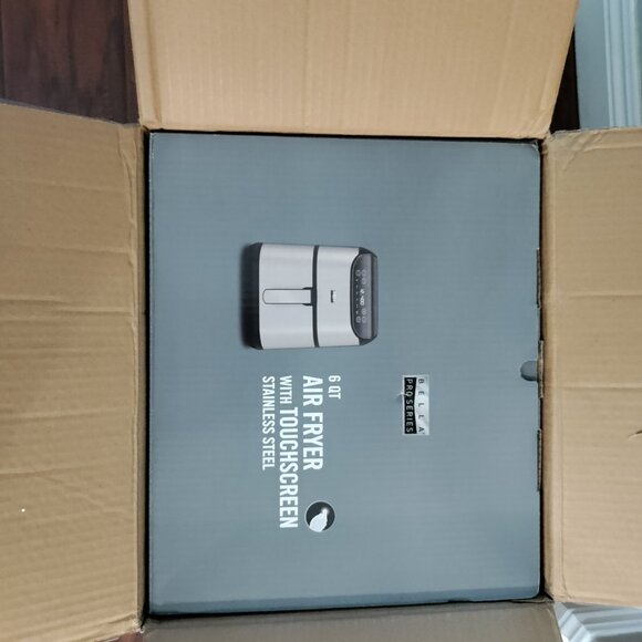 Digital Air Fryer with Stainless Finish - Stainless Steel (BRAND NEW) - Picture 6 of 8